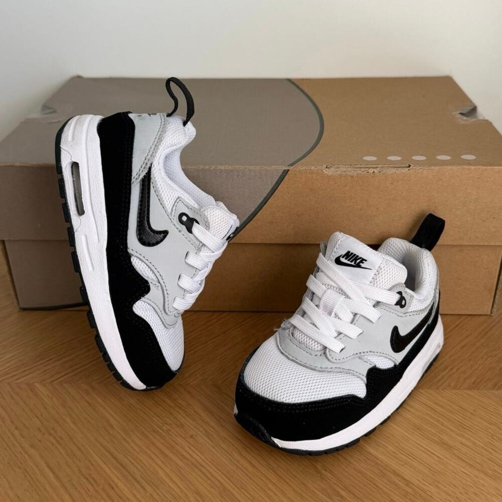 Nike Airmax 1 Easyon White/Black Toddler Sneakers- SZ 7 C